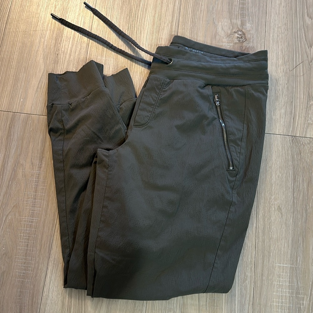 Athleta Trekkie North Jogger